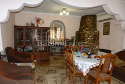 Daire 5-oda 290 m² - Konstantin Mercanişvili, Batumi