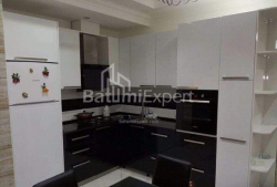 Daire 70 m² Daire - Şerif Khimshiashvili, Batumi, Gürcistan