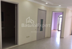 Daire 73 m² Daire - Yurievskaya, Batumi, Gürcistan