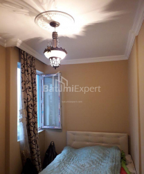Daire 88 m² Daire - Mihail Lermontov, Batumi, Gürcistan