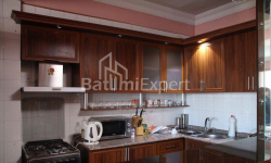 Daire 4-oda 98 m² - 26 Mayıs, Batumi