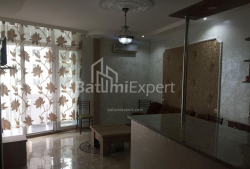 Daire 3-oda 60 m² - Şerif Khimshiashvili, Batumi
