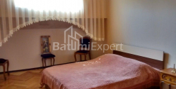 Daire 120 m² Daire - Zuraba Gorgiladze, Batumi, Gürcistan