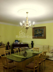 Daire 135 m² Daire - Yurievskaya, Batumi, Gürcistan