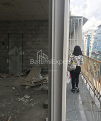 Daire 75 m² Daire - Şerif Khimshiashvili, Batumi, Gürcistan