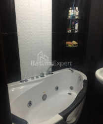 Daire 80 m² Daire - Yurievskaya, Batumi, Gürcistan