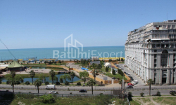 Daire 80 m² Daire - Zuraba Gorgiladze, Batumi, Gürcistan