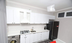 Daire 5-oda 81 m² - Şerif Khimshiashvili, Batumi