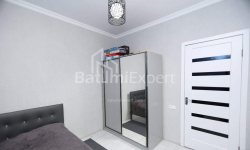 Daire 81 m² Daire - Şerif Khimshiashvili, Batumi, Gürcistan