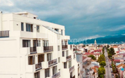 Daire 3-oda 75 m² - Vakhtang Gorgasali, Batumi