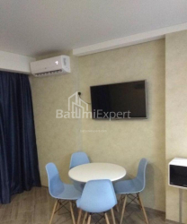 Daire 1-oda 32 m² - Şerif Khimshiashvili, Batumi