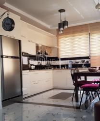 Daire 200 m² Daire - Şerif Khimshiashvili, Batumi, Gürcistan