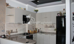 Daire 2-oda 56 m² - Şerif Khimshiashvili, Batumi