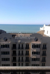 Daire 3-oda 70 m² - Şerif Khimshiashvili, Batumi