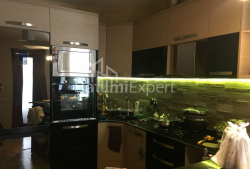 Daire 3-oda 75 m² - Vakhtang Gorgasali, Batumi