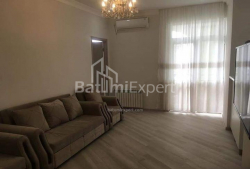 Daire 80 m² Daire - Yurievskaya, Batumi, Gürcistan