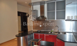 Daire 85 m² Daire - Zuraba Gorgiladze, Batumi, Gürcistan