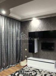 Daire 100 m² Daire - Şerif Khimshiashvili, Batumi, Gürcistan