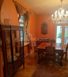Daire 4-oda 151 m² - Rustaveli, Batumi