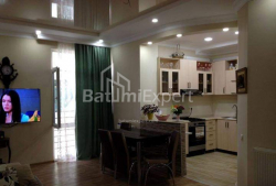 Daire 3-oda 77 m² - Şalva Inasaridze, Batumi