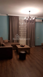 Daire 90 m² Daire - Zviada Gamsahurdia, Batumi, Gürcistan