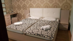 Daire 90 m² Daire - Zviada Gamsahurdia, Batumi, Gürcistan