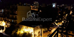 Daire 77 m² Daire - Kral Parnavaz, Batumi, Gürcistan