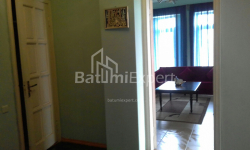 Daire 80 m² Daire - Şerif Khimshiashvili, Batumi, Gürcistan