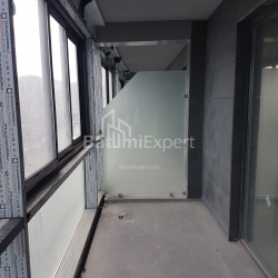 Daire 47.8 m² Daire - Şerif Khimshiashvili, Batumi, Gürcistan
