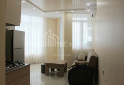 Daire 45 m² Daire - Zuraba Gorgiladze, Batumi, Gürcistan