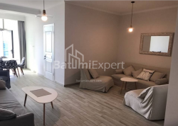Daire 2-oda 67 m² - Şerif Khimshiashvili, Batumi