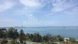 Daire 74 m² Daire - Ahalgazrdoba, Makhinjauri, Gürcistan
