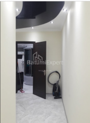 Daire 95 m² Daire - Şalva Inasaridze, Batumi, Gürcistan