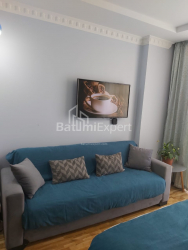 Daire 1-oda 30.7 m² - Şerif Khimshiashvili, Batumi