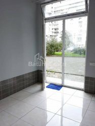 Dükkan 50 m² - Şerif Khimshiashvili, Batumi