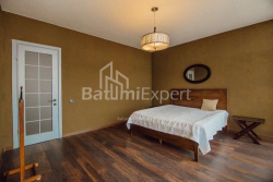 Mesken 280 m² Daire - havaalanı karayolu, Batumi, Gürcistan