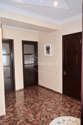 Daire 117 m² Daire - Zuraba Gorgiladze, Batumi, Gürcistan