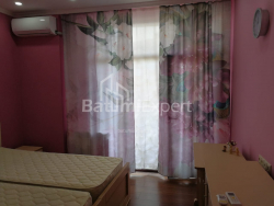Daire 80 m² Daire - Zuraba Gorgiladze, Batumi, Gürcistan