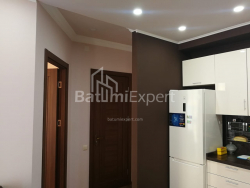 Daire 80 m² Daire - Zuraba Gorgiladze, Batumi, Gürcistan
