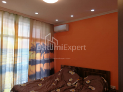 Daire 80 m² Daire - Zuraba Gorgiladze, Batumi, Gürcistan