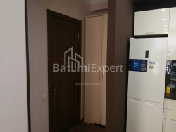 Daire 80 m² Daire - Zuraba Gorgiladze, Batumi, Gürcistan