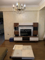 Daire 3-oda 80 m² - Şalva Inasaridze, Batumi