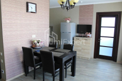 Daire 118.71 m² Daire - Yusuf Kobaladze, Batumi, Gürcistan