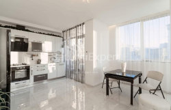 Daire 3-oda 76.5 m² - Niko Pirosmani, Batumi