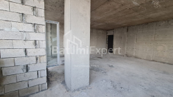 Daire 93 m² Daire - Tbel-Abuseridze, Batumi, Gürcistan