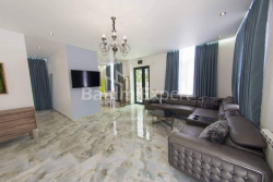 Mesken 4-oda 170 m² - havaalanı karayolu, Batumi