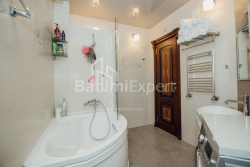 Daire 108 m² Daire - Yusuf Kobaladze, Batumi, Gürcistan