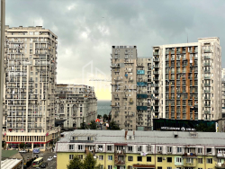 Daire 110 m² Daire - Mihail Javakhishvili, Batumi, Gürcistan