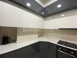 Daire 77 m² Daire - Haydara Abashidze, Batumi, Gürcistan