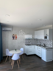 Daire 60 m² Daire - Şerif Khimshiashvili, Batumi, Gürcistan